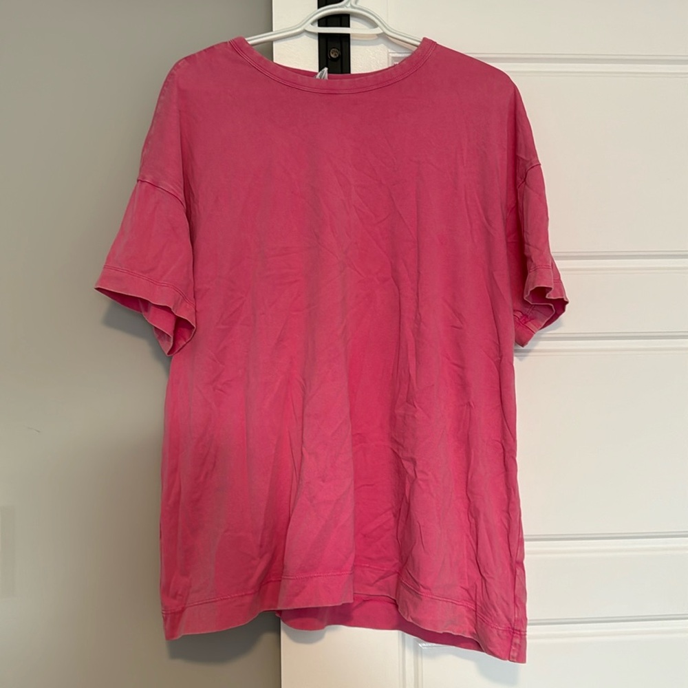 Oversized pink old navy t-shirt